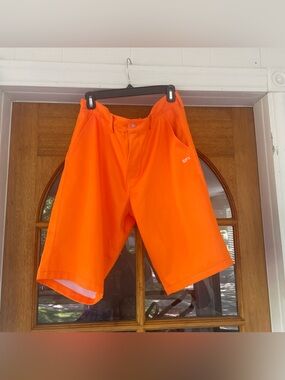 EFX Bright Orange Men’s Golf Shorts Size 36